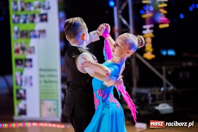 Zdjęcie w galerii na portalu naszraciborz.pl: Dziecięca Karnawałowa Rewia Tańca wiadomości z regionu
