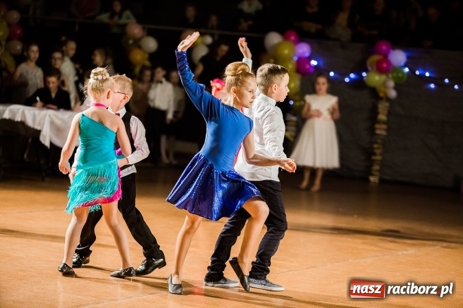 Zdjęcie w galerii na portalu naszraciborz.pl: Dziecięca Karnawałowa Rewia Tańca wiadomości z regionu