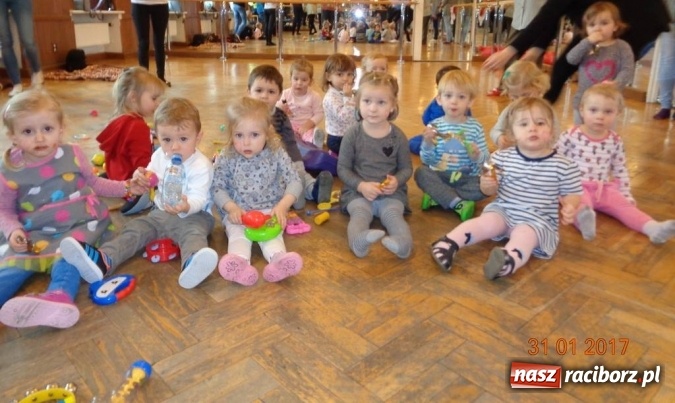 Zdjęcie w galerii na portalu naszraciborz.pl: Zakończenie karnawału w Fiku-miku  wiadomości z regionu