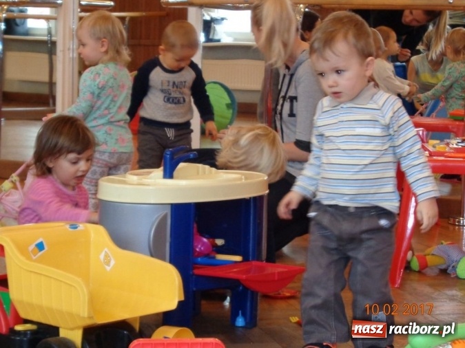 Zdjęcie w galerii na portalu naszraciborz.pl: Zakończenie karnawału w Fiku-miku  wiadomości z regionu