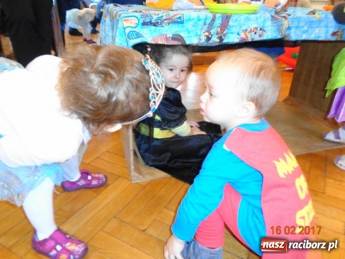 Zdjęcie w galerii na portalu naszraciborz.pl: Zakończenie karnawału w Fiku-miku  wiadomości z regionu