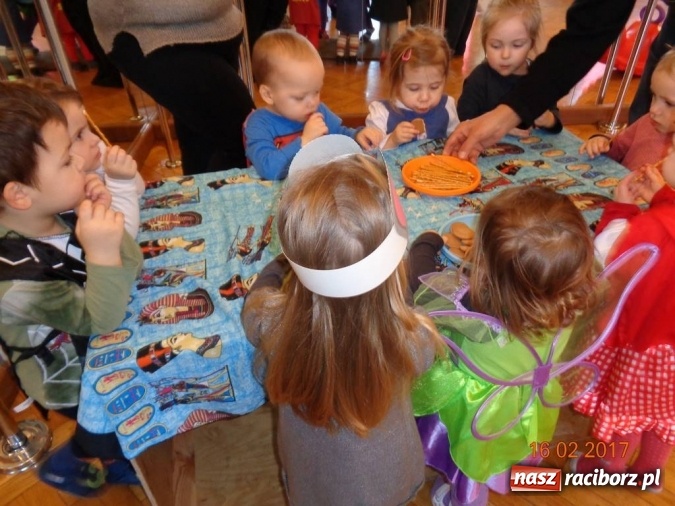 Zdjęcie w galerii na portalu naszraciborz.pl: Zakończenie karnawału w Fiku-miku  wiadomości z regionu