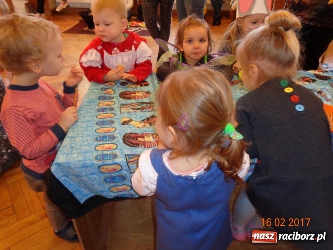 Zdjęcie w galerii na portalu naszraciborz.pl: Zakończenie karnawału w Fiku-miku  wiadomości z regionu