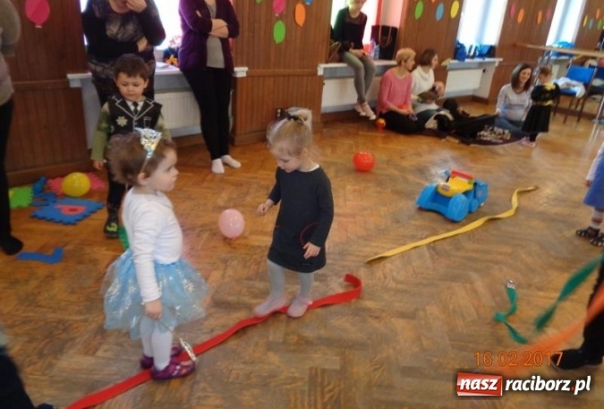 Zdjęcie w galerii na portalu naszraciborz.pl: Zakończenie karnawału w Fiku-miku  wiadomości z regionu