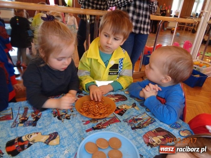 Zdjęcie w galerii na portalu naszraciborz.pl: Zakończenie karnawału w Fiku-miku  wiadomości z regionu