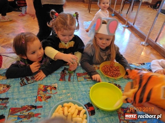 Zdjęcie w galerii na portalu naszraciborz.pl: Zakończenie karnawału w Fiku-miku  wiadomości z regionu