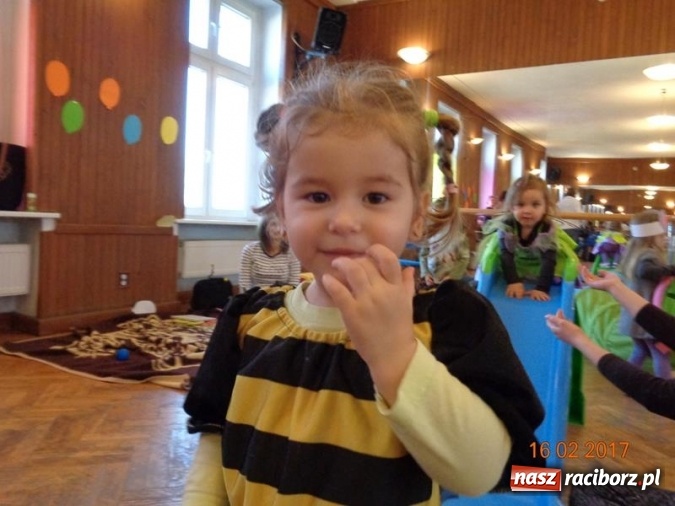 Zdjęcie w galerii na portalu naszraciborz.pl: Zakończenie karnawału w Fiku-miku  wiadomości z regionu