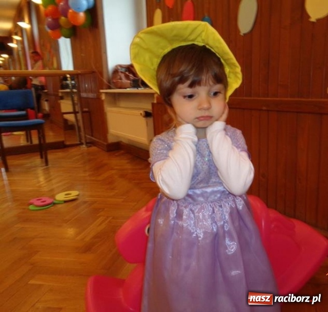 Zdjęcie w galerii na portalu naszraciborz.pl: Zakończenie karnawału w Fiku-miku  wiadomości z regionu