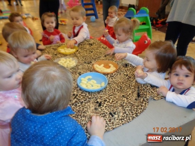 Zdjęcie w galerii na portalu naszraciborz.pl: Zakończenie karnawału w Fiku-miku  wiadomości z regionu