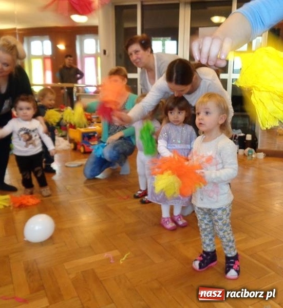 Zdjęcie w galerii na portalu naszraciborz.pl: Zakończenie karnawału w Fiku-miku  wiadomości z regionu