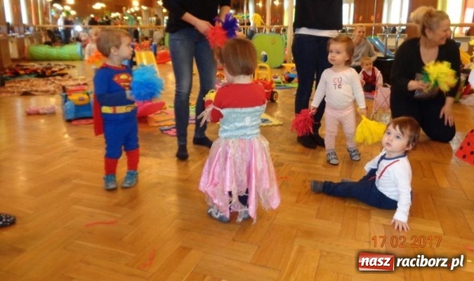 Zdjęcie w galerii na portalu naszraciborz.pl: Zakończenie karnawału w Fiku-miku  wiadomości z regionu