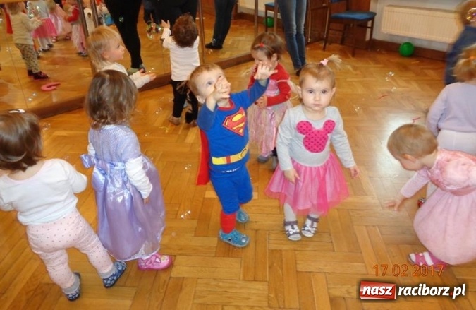 Zdjęcie w galerii na portalu naszraciborz.pl: Zakończenie karnawału w Fiku-miku  wiadomości z regionu