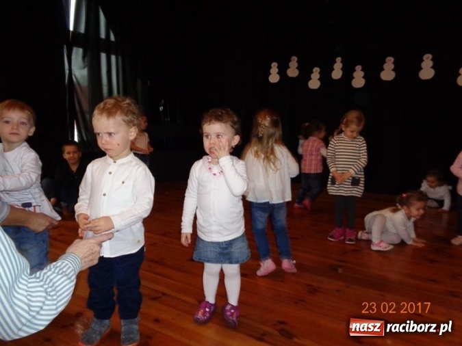 Zdjęcie w galerii na portalu naszraciborz.pl: Zakończenie karnawału w Fiku-miku  wiadomości z regionu