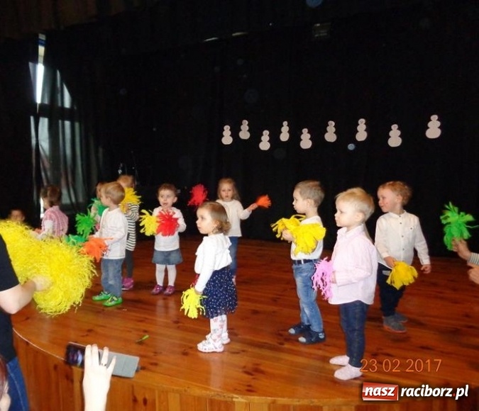 Zdjęcie w galerii na portalu naszraciborz.pl: Zakończenie karnawału w Fiku-miku  wiadomości z regionu
