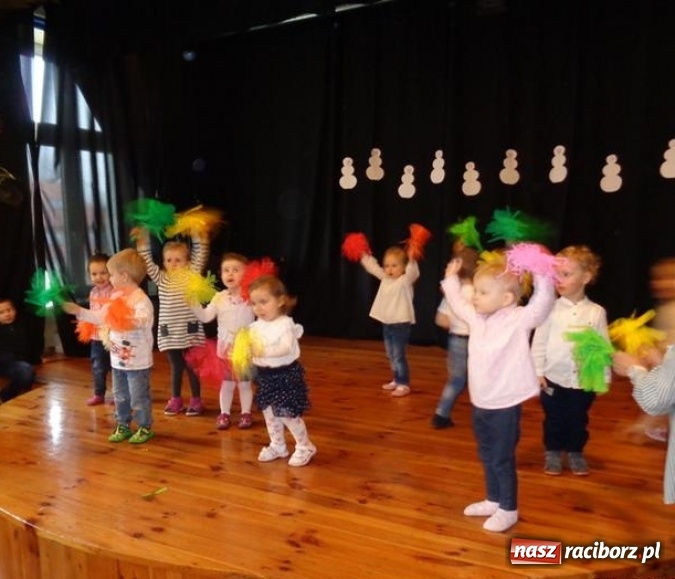Zdjęcie w galerii na portalu naszraciborz.pl: Zakończenie karnawału w Fiku-miku  wiadomości z regionu