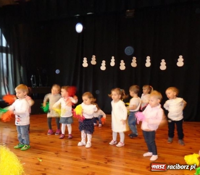 Zdjęcie w galerii na portalu naszraciborz.pl: Zakończenie karnawału w Fiku-miku  wiadomości z regionu