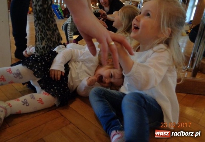 Zdjęcie w galerii na portalu naszraciborz.pl: Zakończenie karnawału w Fiku-miku  wiadomości z regionu