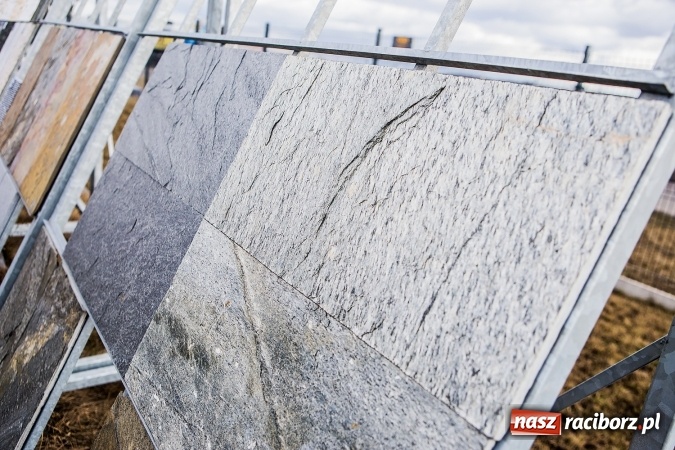 Zdjęcie w galerii na portalu naszraciborz.pl: Hurtownia kamienia naturalnego Bruki Karpiński z nową siedzibą przy ulicy Komunalnej wiadomości z regionu