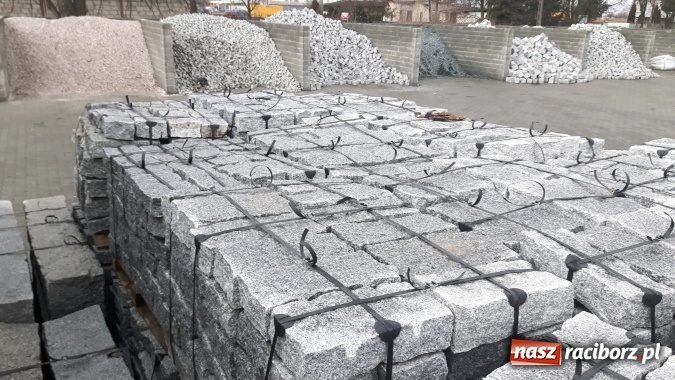 Zdjęcie w galerii na portalu naszraciborz.pl: Hurtownia kamienia naturalnego Bruki Karpiński z nową siedzibą przy ulicy Komunalnej wiadomości z regionu