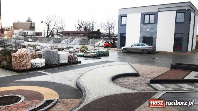 Zdjęcie w galerii na portalu naszraciborz.pl: Hurtownia kamienia naturalnego Bruki Karpiński z nową siedzibą przy ulicy Komunalnej wiadomości z regionu