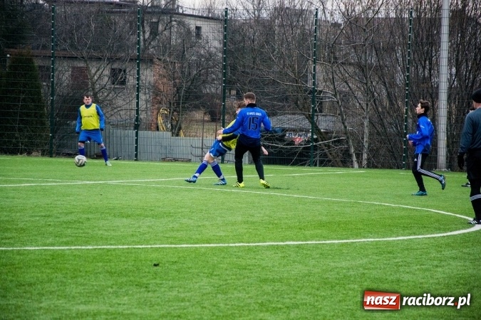 Zdjęcie w galerii na portalu naszraciborz.pl: Pietrowicki Start nie dał szans rezerwom Borucina wiadomości z regionu