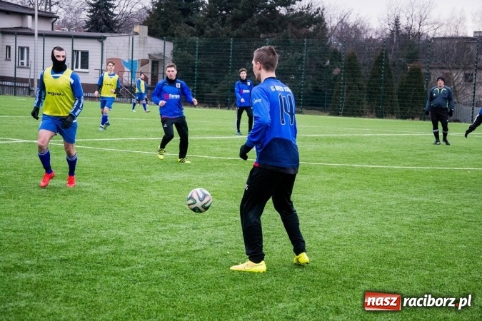 Zdjęcie w galerii na portalu naszraciborz.pl: Pietrowicki Start nie dał szans rezerwom Borucina wiadomości z regionu