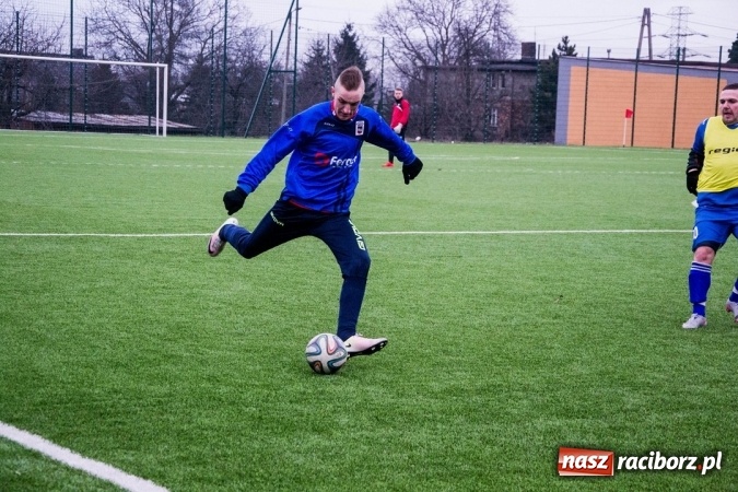 Zdjęcie w galerii na portalu naszraciborz.pl: Pietrowicki Start nie dał szans rezerwom Borucina wiadomości z regionu