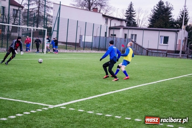 Zdjęcie w galerii na portalu naszraciborz.pl: Pietrowicki Start nie dał szans rezerwom Borucina wiadomości z regionu