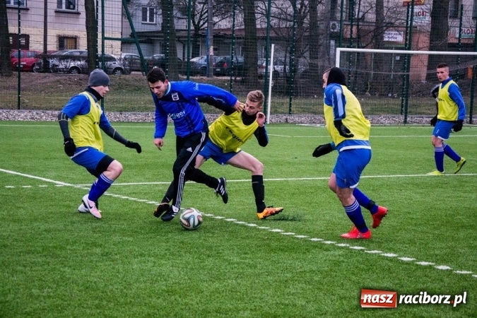 Zdjęcie w galerii na portalu naszraciborz.pl: Pietrowicki Start nie dał szans rezerwom Borucina wiadomości z regionu