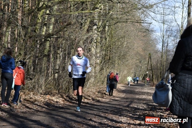 Zdjęcie w galerii na portalu naszraciborz.pl: Pracownicy Rafako S.A. pokonali trasę VI Biegu Twardziela wiadomości z regionu
