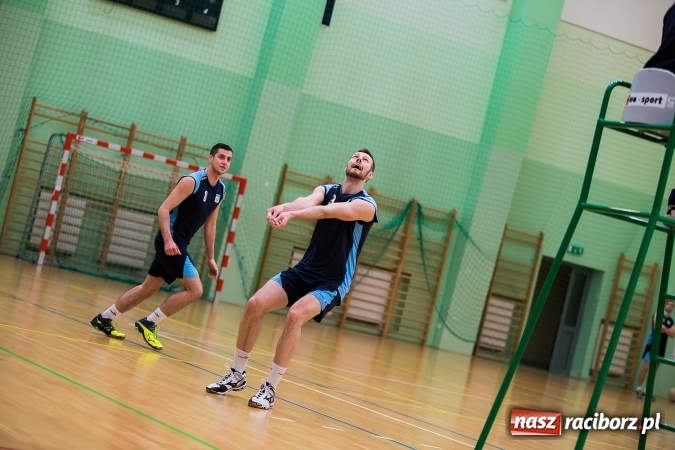Zdjęcie w galerii na portalu naszraciborz.pl: Siatkarze PWSZ Racibórz awansowali do półfinału Akademickich Mistrzostw Polski wiadomości z regionu