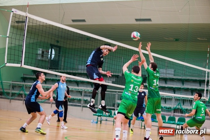 Zdjęcie w galerii na portalu naszraciborz.pl: Siatkarze PWSZ Racibórz awansowali do półfinału Akademickich Mistrzostw Polski wiadomości z regionu