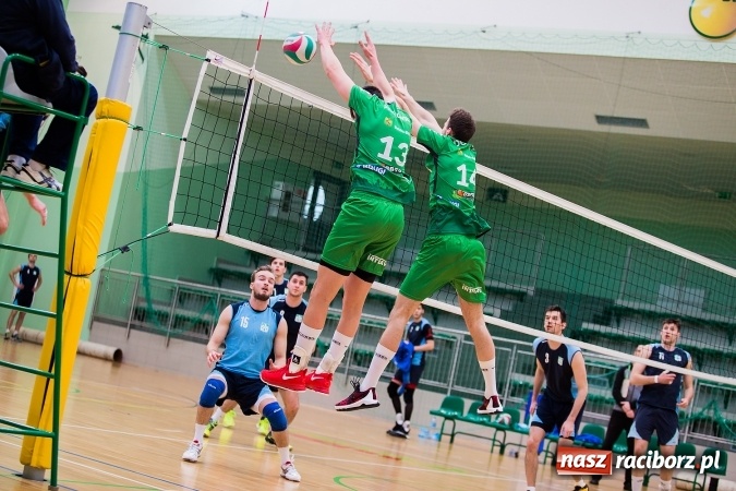 Zdjęcie w galerii na portalu naszraciborz.pl: Siatkarze PWSZ Racibórz awansowali do półfinału Akademickich Mistrzostw Polski wiadomości z regionu