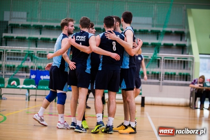 Zdjęcie w galerii na portalu naszraciborz.pl: Siatkarze PWSZ Racibórz awansowali do półfinału Akademickich Mistrzostw Polski wiadomości z regionu