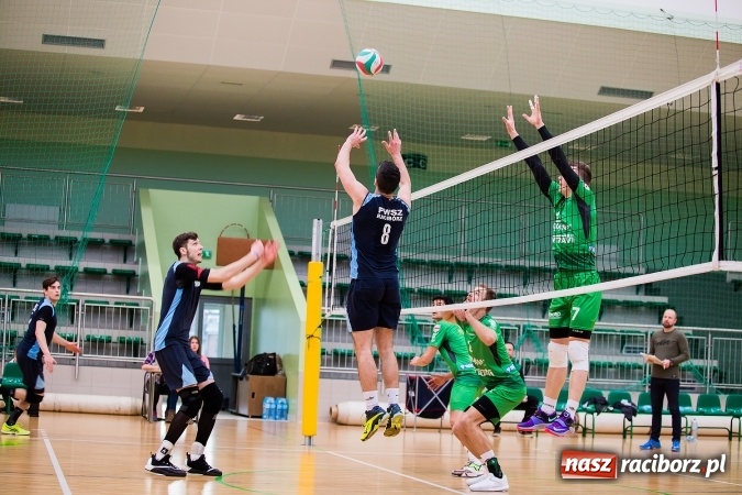 Zdjęcie w galerii na portalu naszraciborz.pl: Siatkarze PWSZ Racibórz awansowali do półfinału Akademickich Mistrzostw Polski wiadomości z regionu