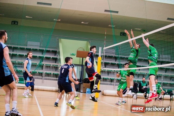 Zdjęcie w galerii na portalu naszraciborz.pl: Siatkarze PWSZ Racibórz awansowali do półfinału Akademickich Mistrzostw Polski wiadomości z regionu