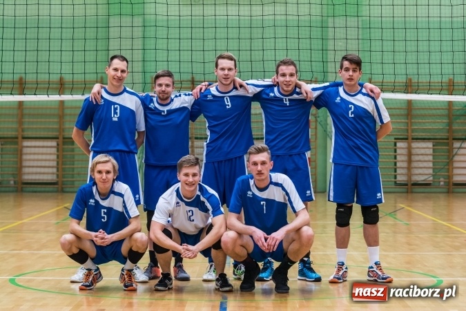 Zdjęcie w galerii na portalu naszraciborz.pl: Siatkarze PWSZ Racibórz awansowali do półfinału Akademickich Mistrzostw Polski wiadomości z regionu