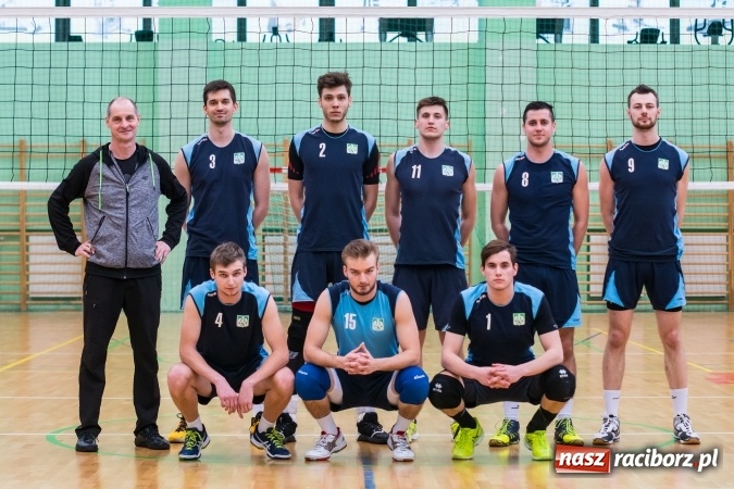 Zdjęcie w galerii na portalu naszraciborz.pl: Siatkarze PWSZ Racibórz awansowali do półfinału Akademickich Mistrzostw Polski wiadomości z regionu