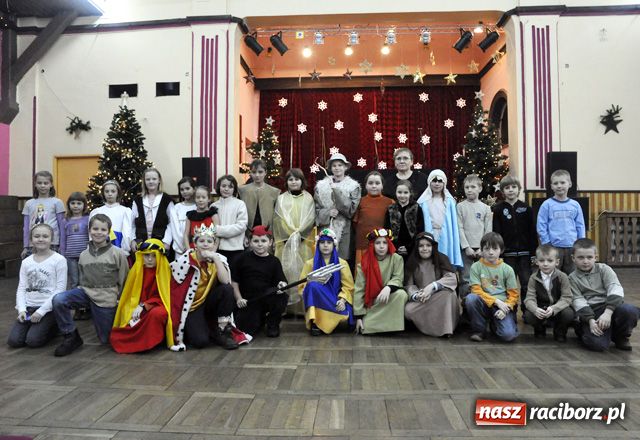 Zdjęcie w galerii na portalu naszraciborz.pl: Borucin: Wieczór kolęd i pastorałek wiadomości z regionu
