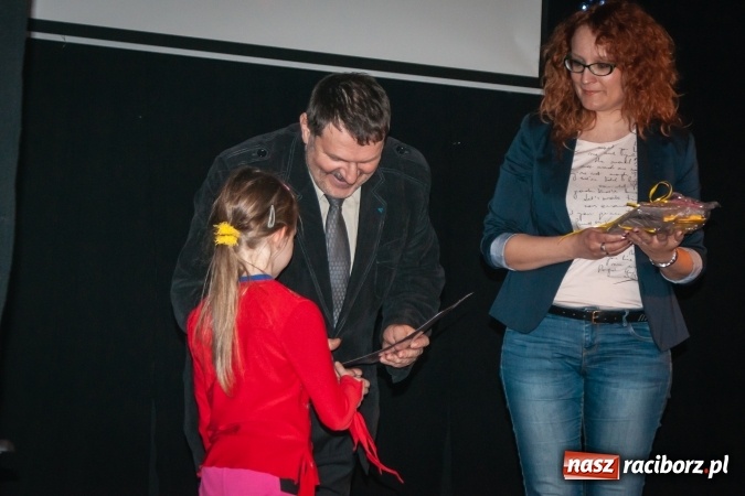 Zdjęcie w galerii na portalu naszraciborz.pl: Podsumowanie walentynkowego konkursu plastycznego w MDK wiadomości z regionu