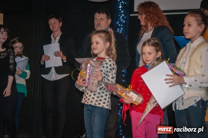 Zdjęcie w galerii na portalu naszraciborz.pl: Podsumowanie walentynkowego konkursu plastycznego w MDK wiadomości z regionu