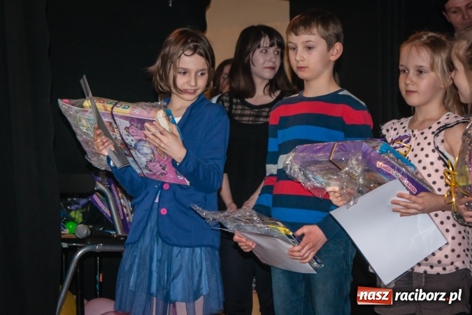 Zdjęcie w galerii na portalu naszraciborz.pl: Podsumowanie walentynkowego konkursu plastycznego w MDK wiadomości z regionu