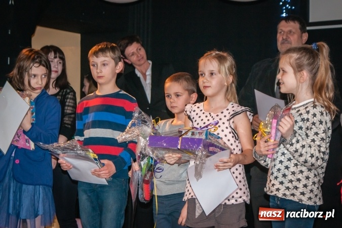 Zdjęcie w galerii na portalu naszraciborz.pl: Podsumowanie walentynkowego konkursu plastycznego w MDK wiadomości z regionu