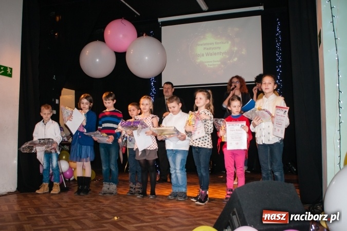 Zdjęcie w galerii na portalu naszraciborz.pl: Podsumowanie walentynkowego konkursu plastycznego w MDK wiadomości z regionu