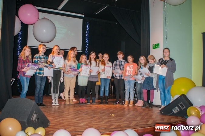 Zdjęcie w galerii na portalu naszraciborz.pl: Podsumowanie walentynkowego konkursu plastycznego w MDK wiadomości z regionu