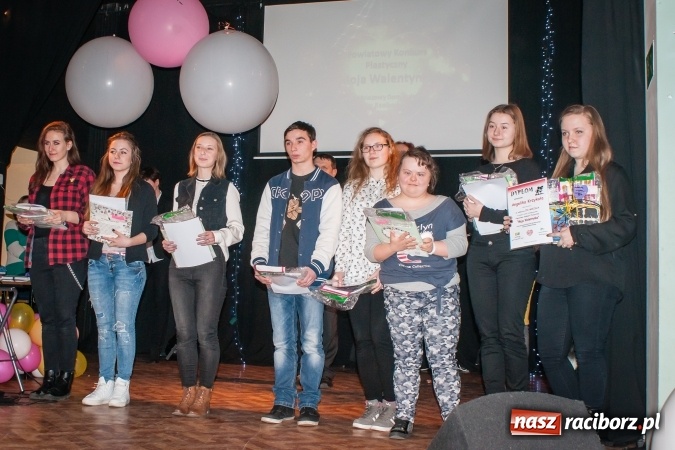 Zdjęcie w galerii na portalu naszraciborz.pl: Podsumowanie walentynkowego konkursu plastycznego w MDK wiadomości z regionu