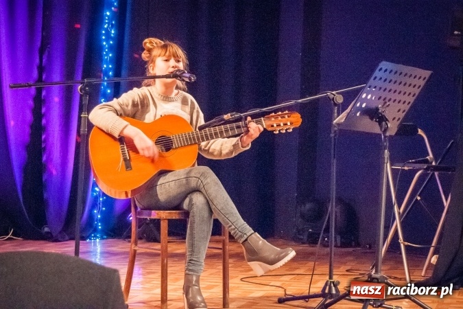 Zdjęcie w galerii na portalu naszraciborz.pl: Podsumowanie walentynkowego konkursu plastycznego w MDK wiadomości z regionu