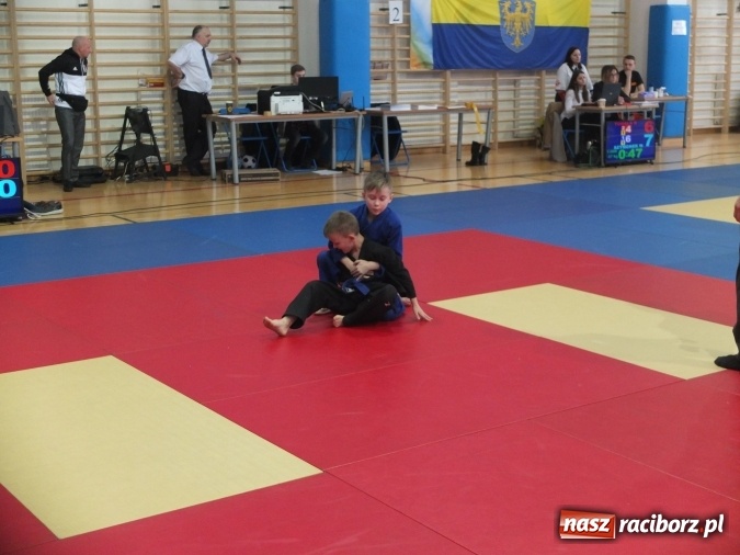 Zdjęcie w galerii na portalu naszraciborz.pl: Dobry start Łamatorów w Katowicach  wiadomości z regionu