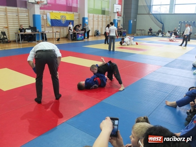 Zdjęcie w galerii na portalu naszraciborz.pl: Dobry start Łamatorów w Katowicach  wiadomości z regionu