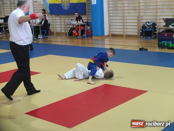 Zdjęcie w galerii na portalu naszraciborz.pl: Dobry start Łamatorów w Katowicach  wiadomości z regionu